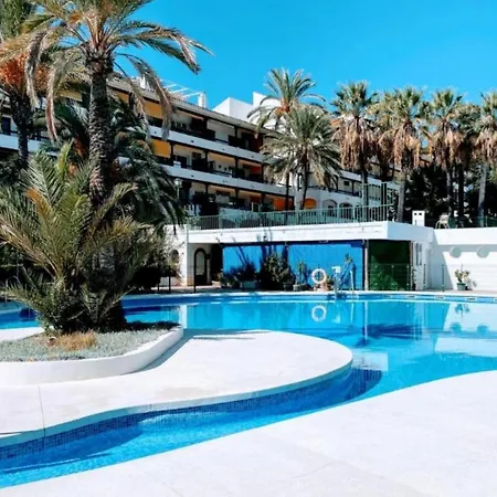 Lejlighed La Carolina Pool View *