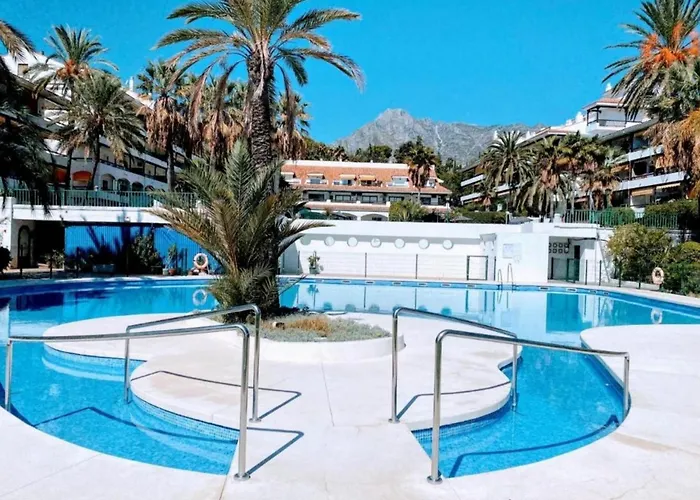 Apartmán La Carolina Pool View
